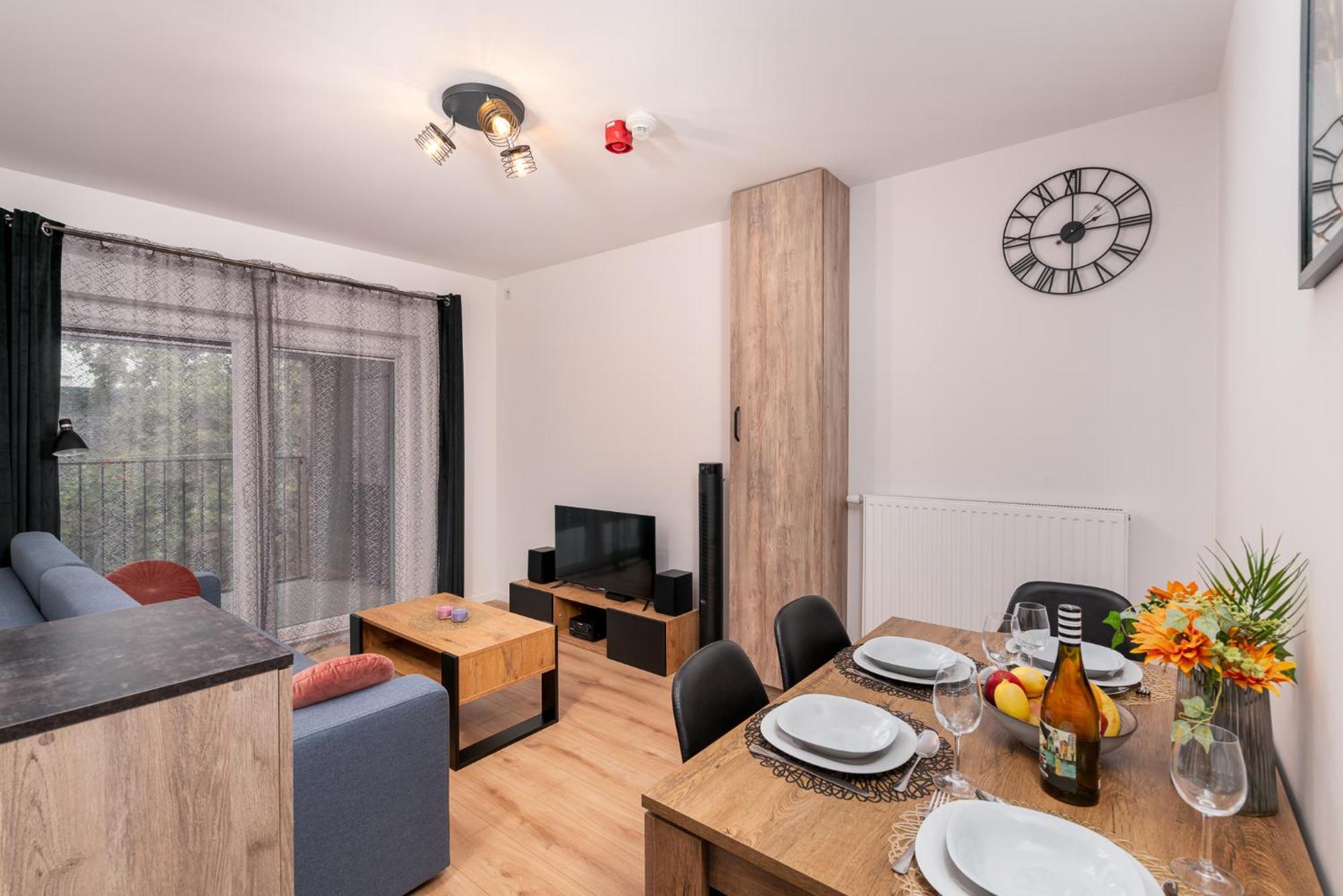 Apartwro 3Th - Apartament Przy Dworcu Glownym Pkp, Balkon, Garaz, Rowery Вроцлав Екстериор снимка